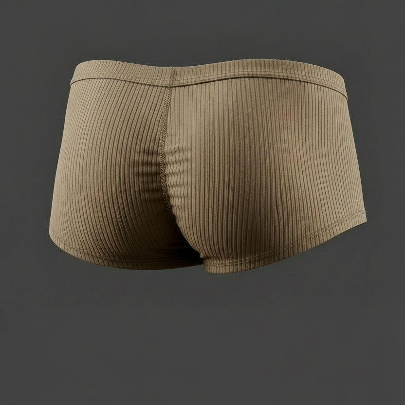 Boxer corto MORLEY color terra. Vista frontal y posterior con copa anatómica y borde sin ribete. 