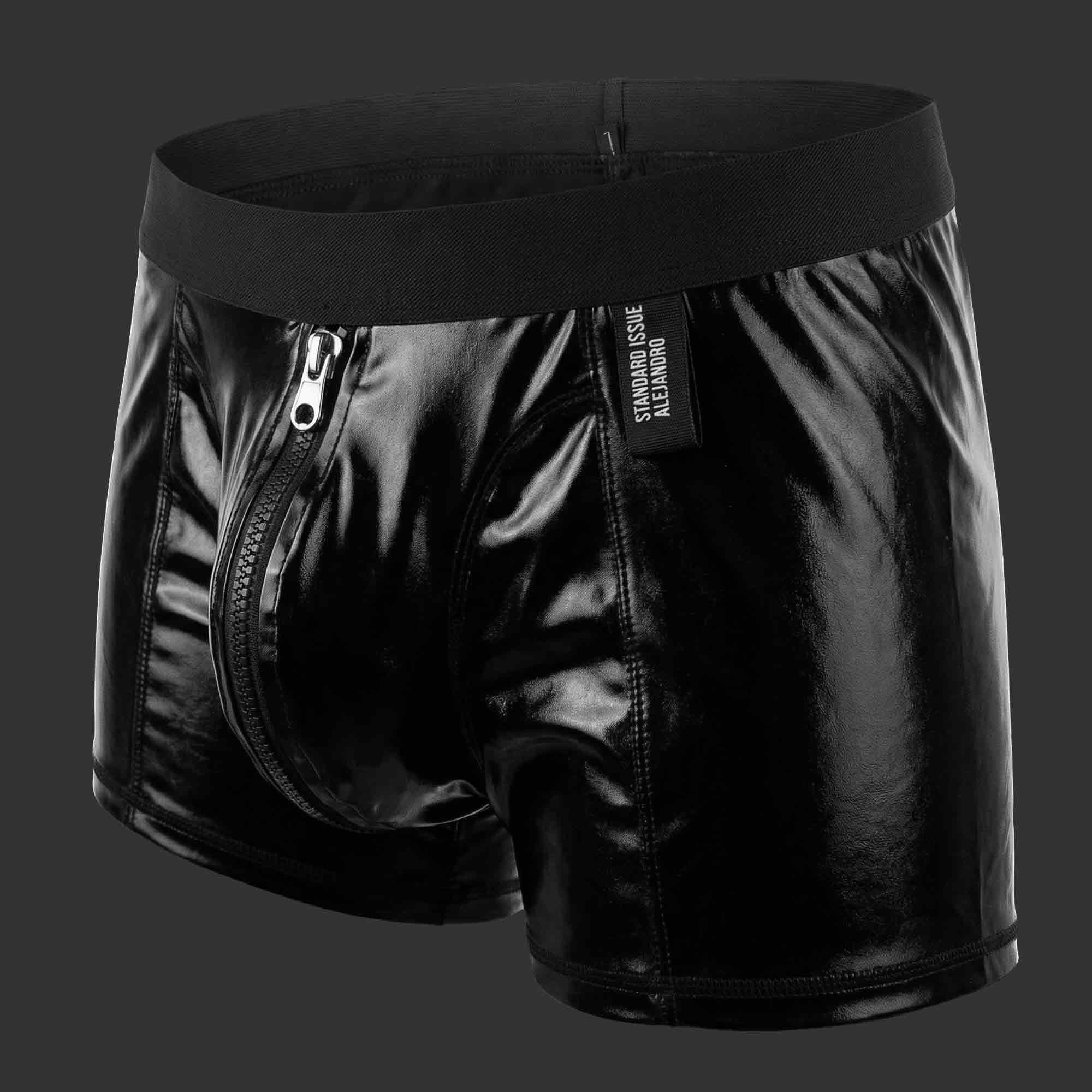 BOXER VINILO CON CIERRE 180° en vinilo wet look. Vista frontal, cierre 180 y cintura elastica 40mm. Alepadron.