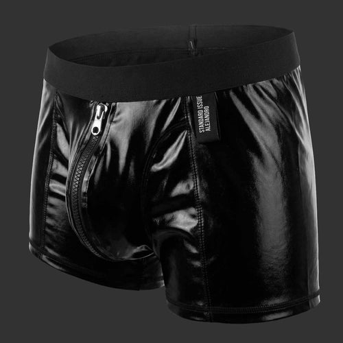 BOXER VINILO CON CIERRE 180° en vinilo wet look. Vista frontal, cierre 180 y cintura elastica 40mm. Alepadron.