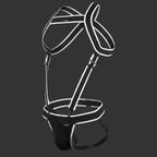 arnes dash negro. Vista frontal con líneas estructurales minimalistas. Alepadron.