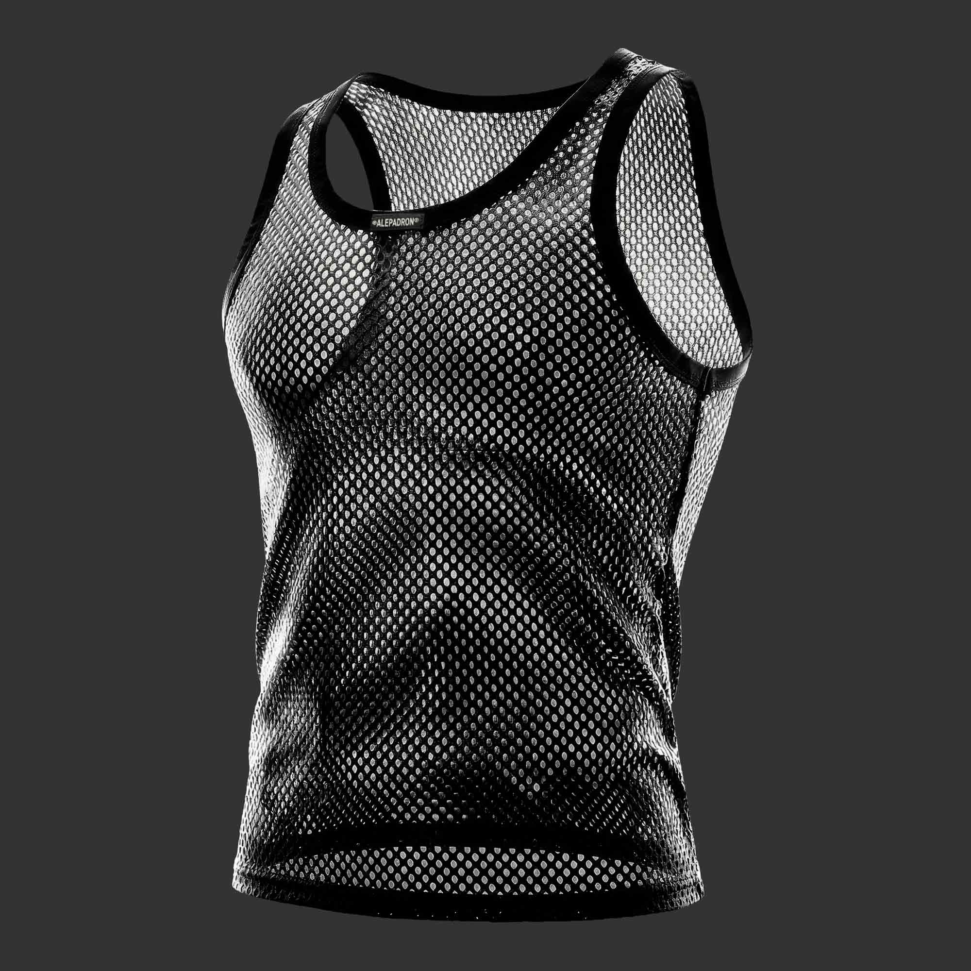 musculos de red negro. Vista frontal con red translúcida y estructura atlética. Alepadron.